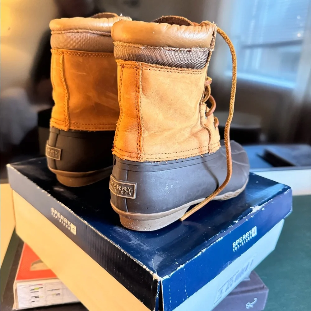 Sperry Two-Tone Brown and Tan Lace-Up Boots